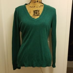 Green V neck Long Sleeve Sweater Top Light weight